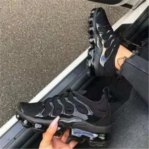 Romboom Women Solid Color Lace-Up Sports Shoes