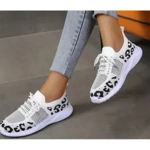 Romboom Women Fashion Plus Size Spotted Mesh Breathable Round Toe Sneakers