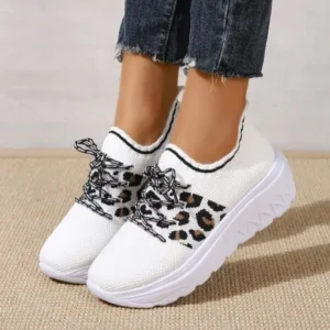 Romboom Women Fashion Round Toe Platform Round Toe Flat Front Lace Up Sneakers